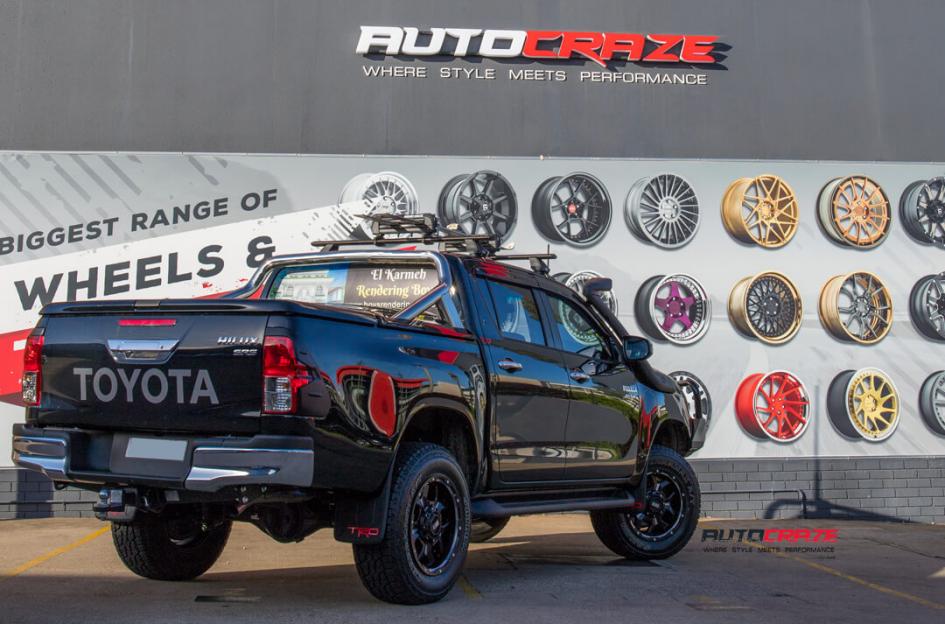 TOYOTA HILUX N80 4WD GD07 MATTE BLACK MILLED